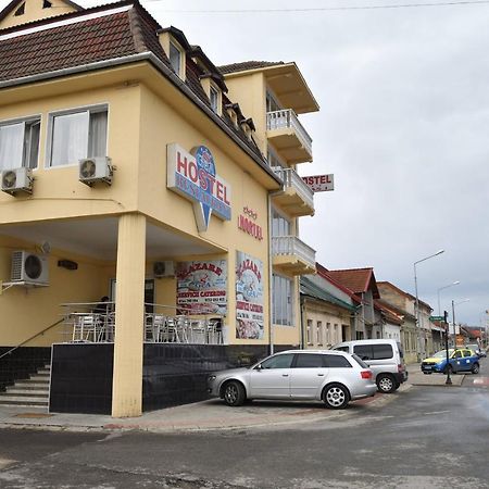 Casa Simescu I Hostel Caransebeş Εξωτερικό φωτογραφία