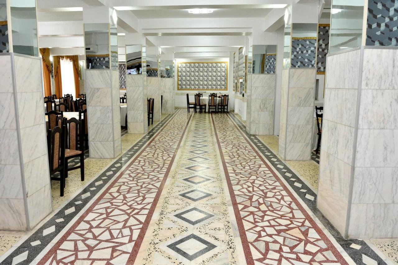 Casa Simescu I Hostel Caransebeş Εξωτερικό φωτογραφία