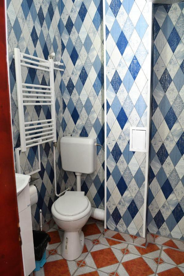 Casa Simescu I Hostel Caransebeş Εξωτερικό φωτογραφία