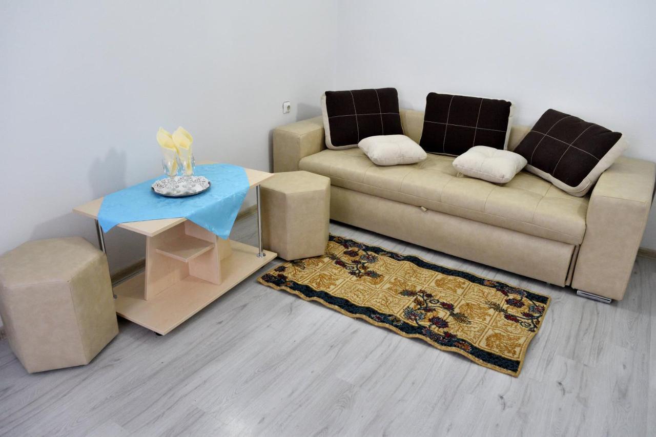Casa Simescu I Hostel Caransebeş Εξωτερικό φωτογραφία